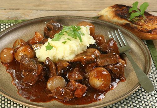 Plate of MOUTON À LA BOURGUIGNONNE